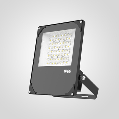 3000K-6500K ไฟฉายน้ําท่วมภายนอกปรับได้ SMD3030 With Wide Emitting Angle